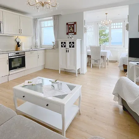 Hansa Am Apartment *