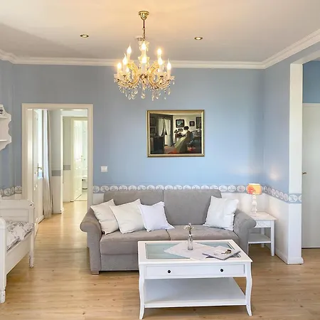 Hansa Am Apartment *